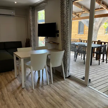 Port 5* Grimaud